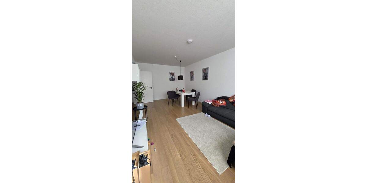 Etagenwohnung Sindelfingen Mitte - 9 Zimmer, 242 m&sup2;, 695.000&euro; | Angebot:25823345