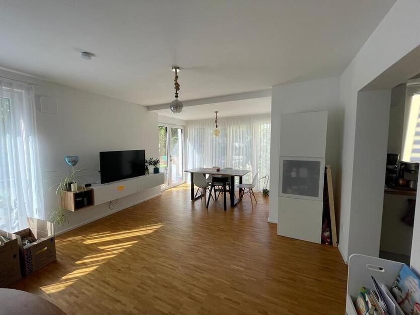 Energieeffizienter Neubau: Exklusive 3,5 Zi.-Wohnung inkl. Markeneinbauküche!!!