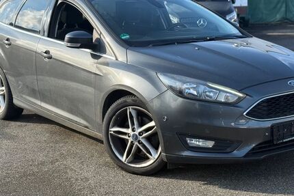 Ford Focus 144.000 km 7.400 &euro; Illingen 75428