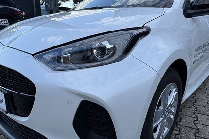 Mazda 2 Hybrid 8.265 km 23.490 &euro; Bietigheim-Bissingen 74321