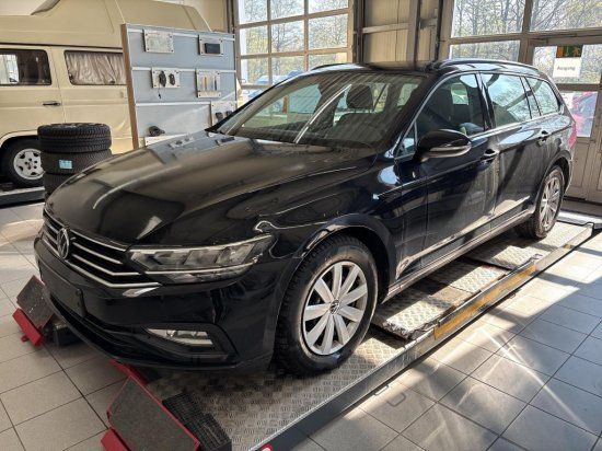 VW Passat Variant 118.102 km 17.980 &euro; Wendlingen am Neckar 73240