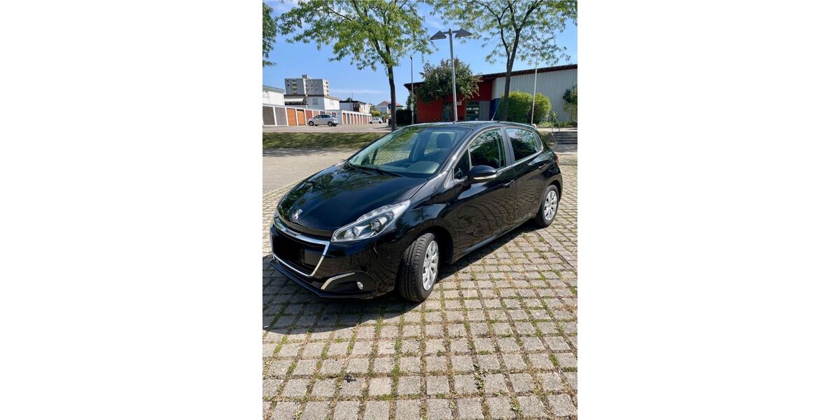 Peugeot 208 30.500 km 9.499 &euro; Bietigheim-Bissingen 74321