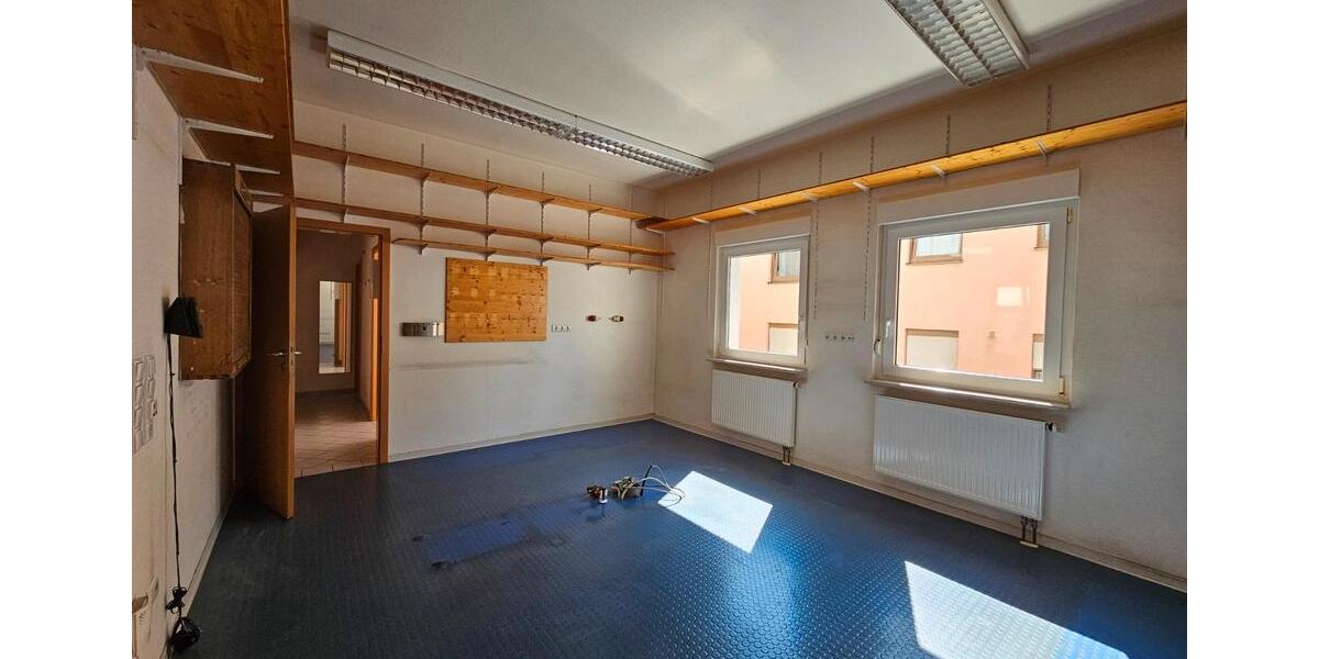 Mehrfamilienhaus, Wohnhaus Mühlacker - 10 Zimmer, 234 m&sup2;, 379.000&euro; | Angebot:27269614