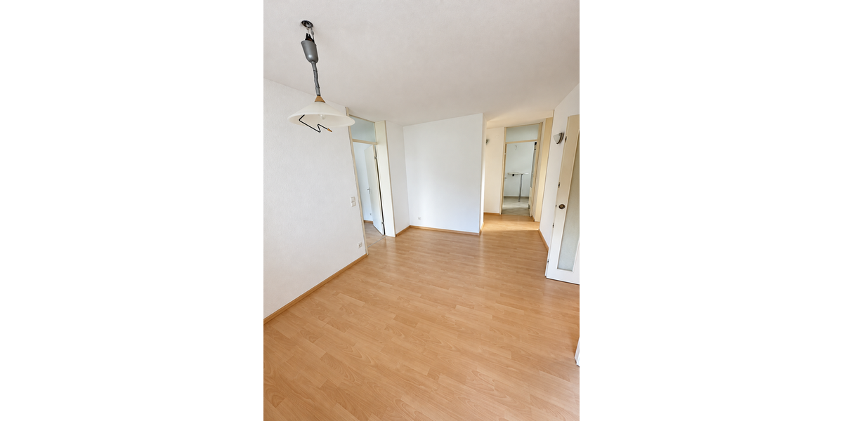 Etagenwohnung Ditzingen - 3.5 Zimmer, 92 m&sup2;, 325.000&euro; | Angebot:27665936