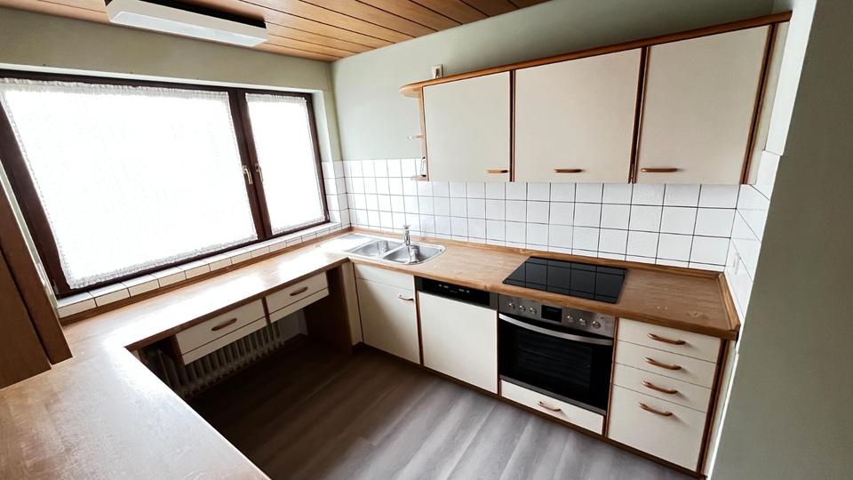 Etagenwohnung Esslingen am Neckar Hegensberg - 3.5 Zimmer, 96 m&sup2;, 1.120&euro; | Angebot:27595882
