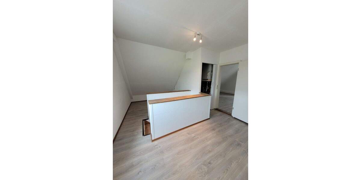 Mehrfamilienhaus, Wohnhaus Ostfildern Scharnhausen - 7 Zimmer, 258 m&sup2;, 990.000&euro; | Angebot:25724178