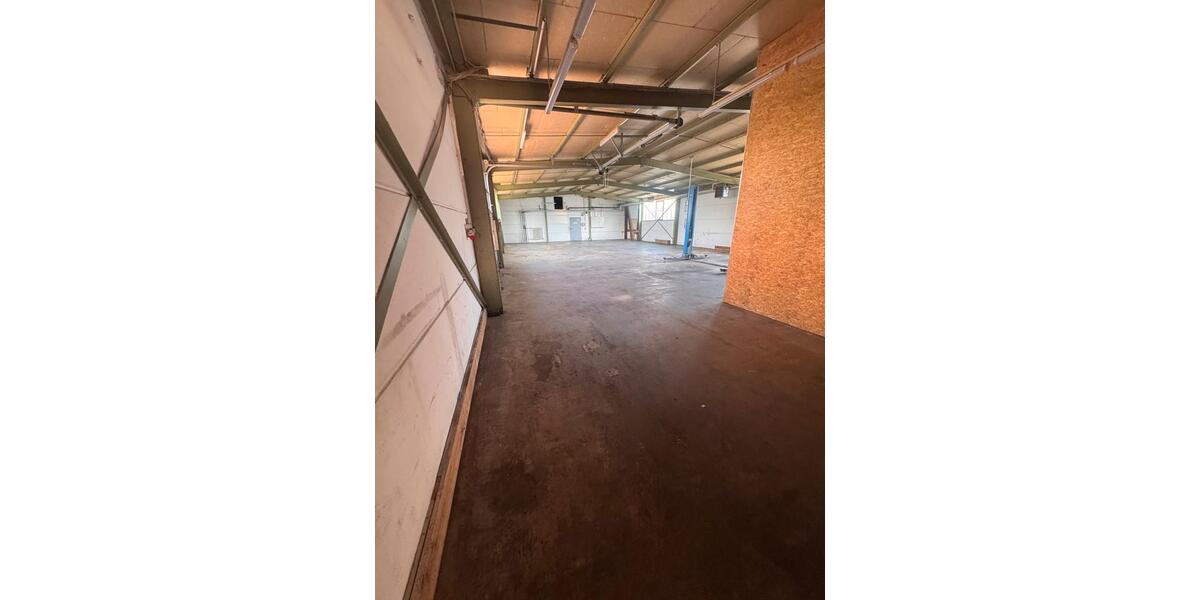 Gewerbeobjekt Böblingen Dagersheim - 3.700&euro; | Angebot:26702418