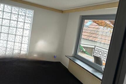 Wohnung Ammerbuch - 5 Zimmer, 140 m&sup2;, 1.000&euro; | Angebot:24299498