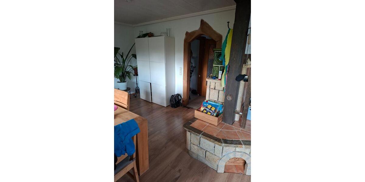 Etagenwohnung Schönaich - 6 Zimmer, 140 m&sup2;, 1.900&euro; | Angebot:26699186