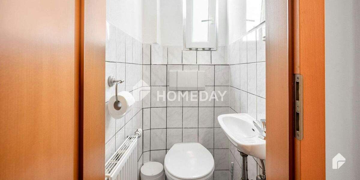 Mehrfamilienhaus, Wohnhaus Fellbach Schmiden - 9 Zimmer, 160 m&sup2;, 770.000&euro; | Angebot:24608634