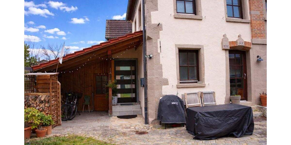 Doppelhaushälfte Tübingen Bühl - 5 Zimmer, 128 m&sup2;, 685.000&euro; | Angebot:24566753