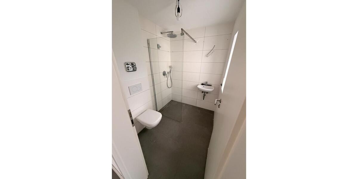 Etagenwohnung Stuttgart Zuffenhausen - 4 Zimmer, 86 m&sup2;, 1.400&euro; | Angebot:27591603