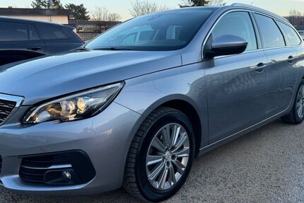 Peugeot 308 109.984 km 11.980 &euro; Magstadt 71106