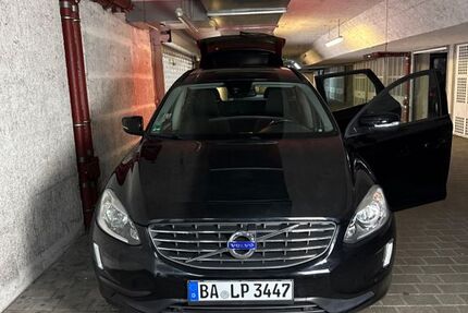 Volvo XC60 160.000 km 12.600 € Böblingen 71032