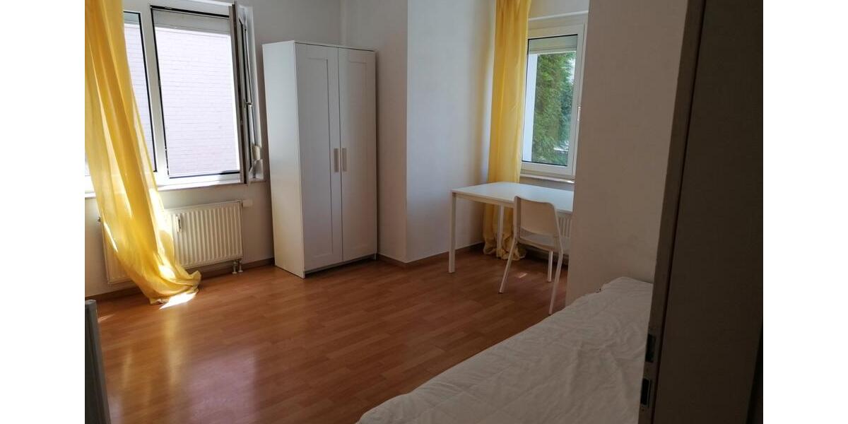 Hochparterre Stuttgart Bad Cannstatt - 2 Zimmer, 58 m&sup2;, 234.000&euro; | Angebot:26987287