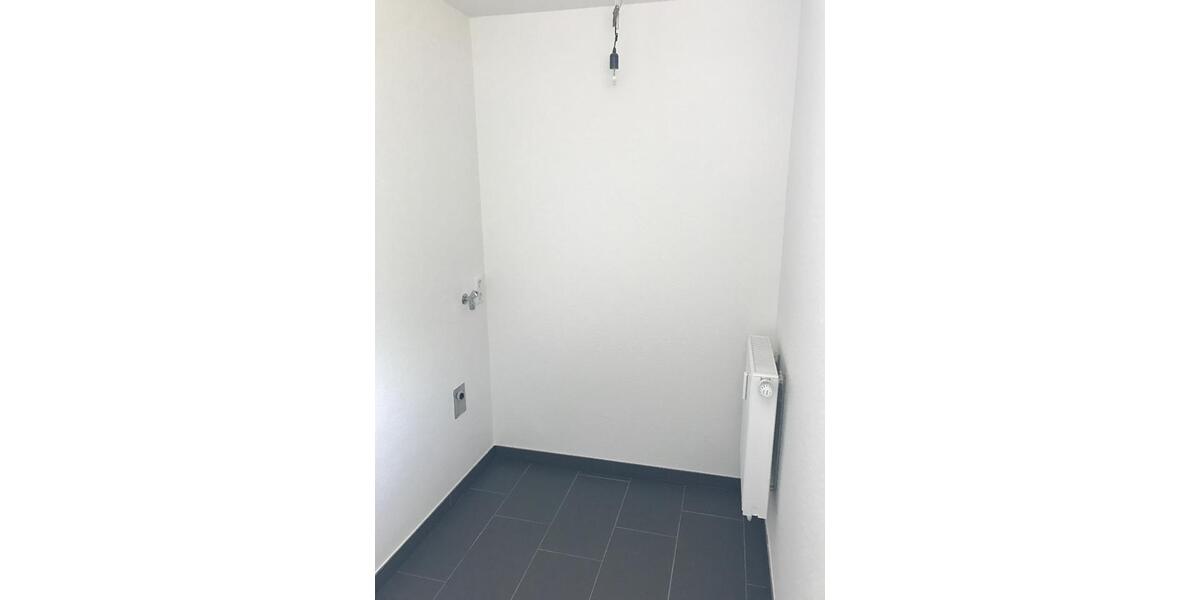 Etagenwohnung Esslingen am Neckar Pliensauvorstadt - 4 Zimmer, 92 m&sup2;, 1.121&euro; | Angebot:25491532