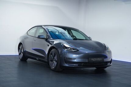 Tesla Model 3 53.180 km 27.990 &euro; Rottenburg am Neckar 72108