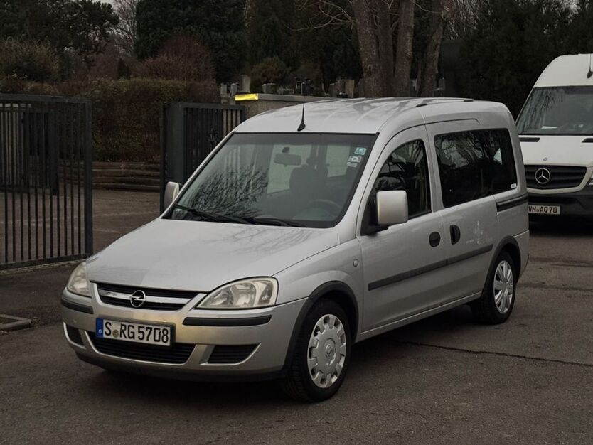 Opel Combo 192.000 km 1.499 € Stuttgart 70374