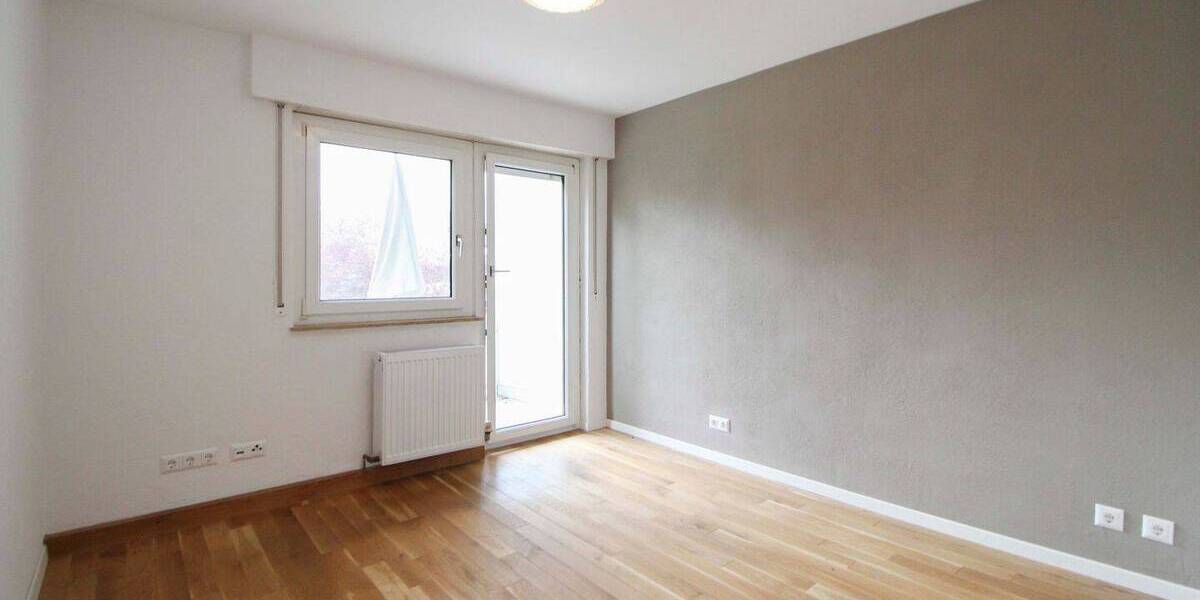 Reihenmittelhaus Stuttgart Steckfeld - 9 Zimmer, 208 m&sup2;, 765.000&euro; | Angebot:26673990