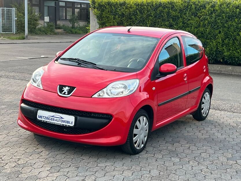 Peugeot 107 185.900 km 1.899 € Metzingen 72555