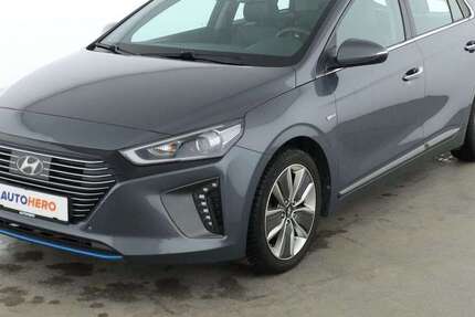 Hyundai IONIQ 115.354 km 14.120 &euro; Stuttgart 70195