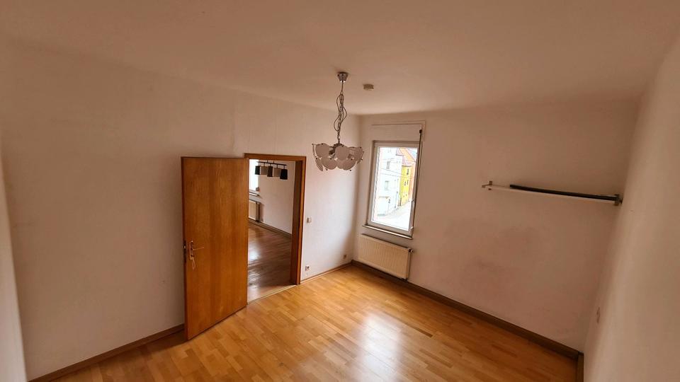 Etagenwohnung Stuttgart Luginsland - 4 Zimmer, 83 m&sup2;, 1.000&euro; | Angebot:25934832