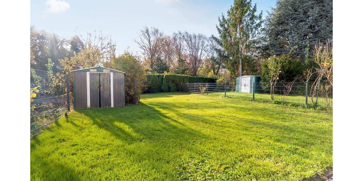 Reihenendhaus Ditzingen - 6 Zimmer, 162 m&sup2;, 598.000&euro; | Angebot:25837343