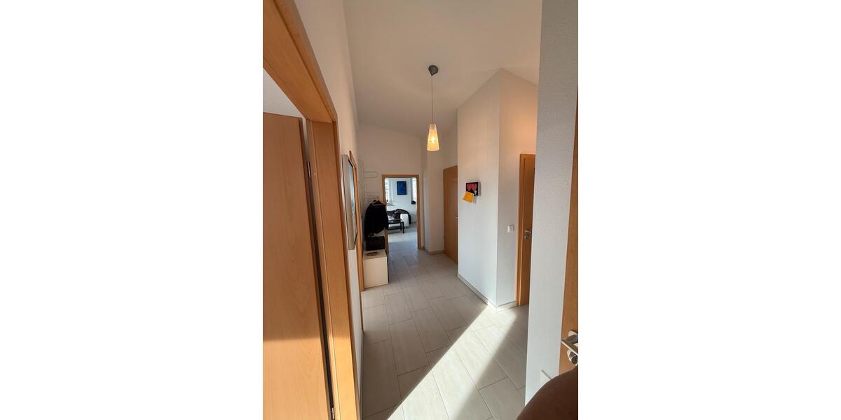 Dachgeschoßwohnung Leinfelden-Echterdingen Echterdingen - 4 Zimmer, 87 m&sup2;, 1.390&euro; | Angebot:25165026