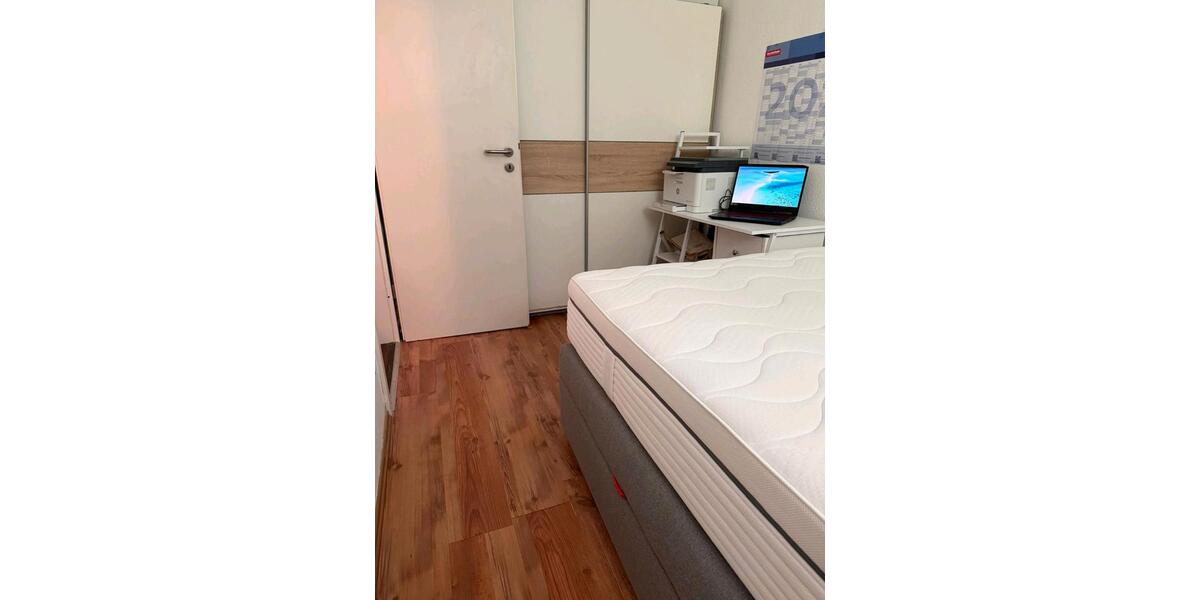 Erdgeschoßwohnung Stuttgart Luginsland - 3 Zimmer, 60 m&sup2;, 318.000&euro; | Angebot:26639907