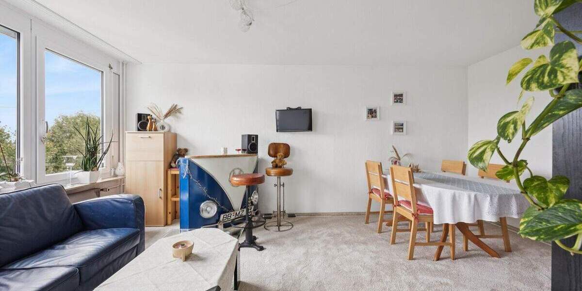 Altersgerecht!! 2-Zimmer-Wohnung mit 64 m² in zentraler Lage von Eglosheim 2 zimmer