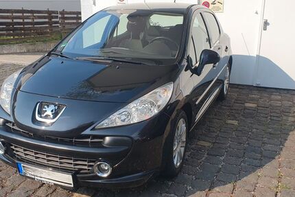 Peugeot 207 162.000 km 2.390 &euro; Magstadt 71106