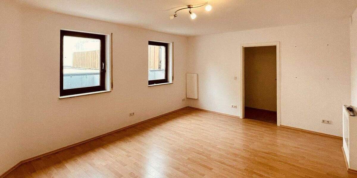 Reihenendhaus Simmozheim - 7 Zimmer, 176 m&sup2;, 599.000&euro; | Angebot:25657345