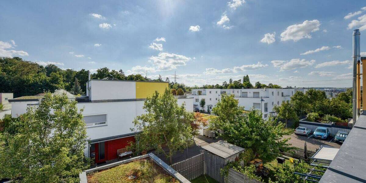 Reihenmittelhaus Stuttgart Zuffenhausen - 4 Zimmer, 119 m&sup2;, 700.000&euro; | Angebot:22449949