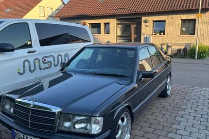 Mercedes-Benz 190 227.456 km 5.099 &euro; Leonberg 71229