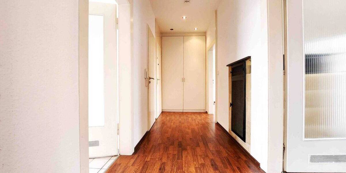 Etagenwohnung Stuttgart Ost - 3 Zimmer, 74 m&sup2;, 275.000&euro; | Angebot:22634843