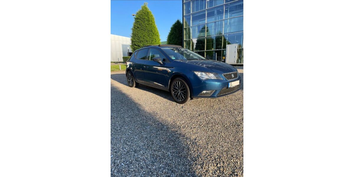 Seat Leon 77.390 km 11.200 &euro; Fellbach 70734