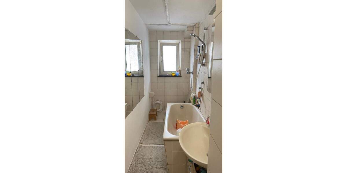 Etagenwohnung Stuttgart Ost - 3 Zimmer, 72 m&sup2;, 900&euro; | Angebot:24835136