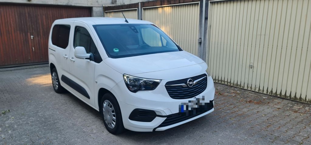 Opel Combo Life 46.000 km 13.900 &euro; Möglingen 71696