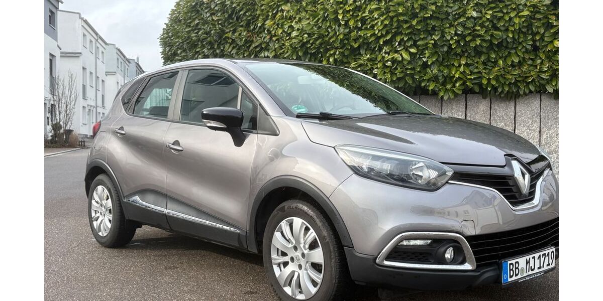 Renault Captur 81.000 km 9.600 &euro; Ehningen 71139