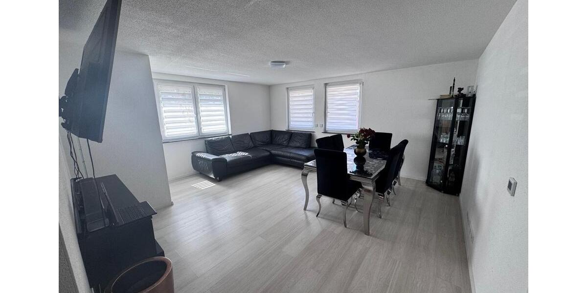 Erdgeschoßwohnung Ditzingen - 3 Zimmer, 80 m&sup2;, 1.100&euro; | Angebot:26415286