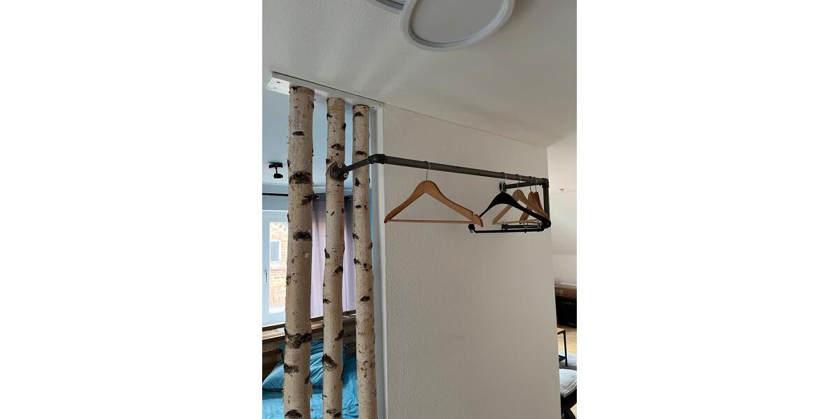Dachgeschoßwohnung Stuttgart Stuttgart-Süd - 1.5 Zimmer, 45 m&sup2;, 1.200&euro; | Angebot:27625072
