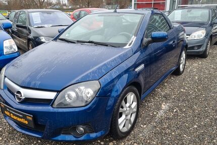 Opel Tigra 121.000 km 3.290 € Reutlingen 72766