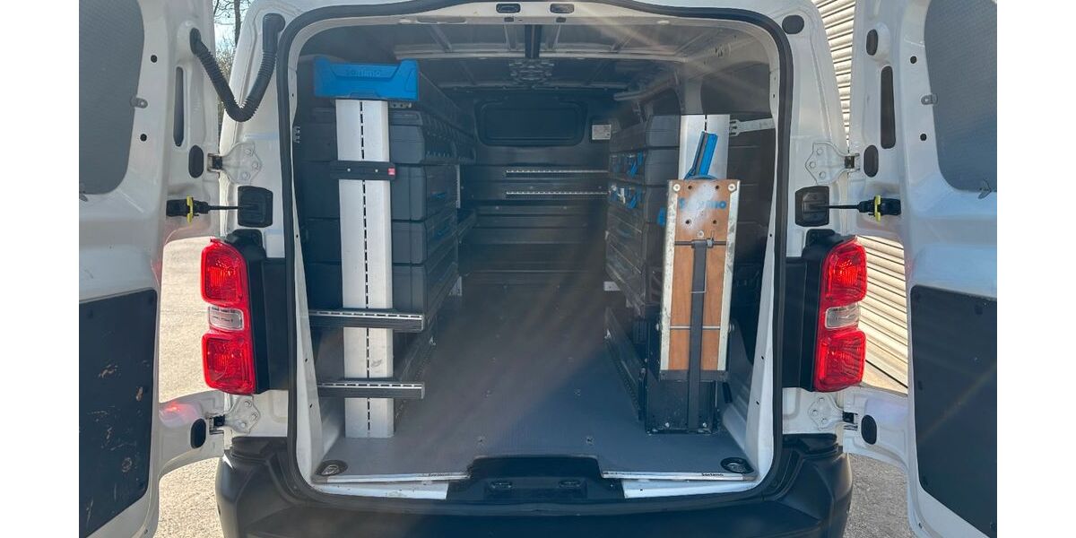 Opel Vivaro 48.196 km 18.900 &euro; Sindelfingen 71065