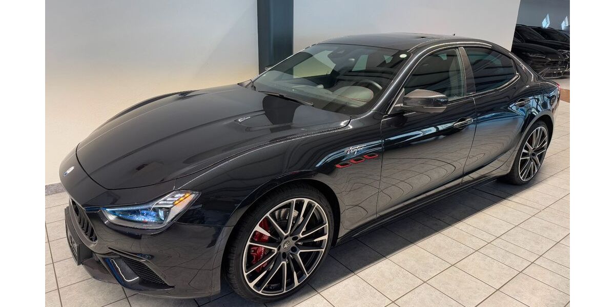Maserati Ghibli 36.339 km 75.990 &euro; Nagold 72202
