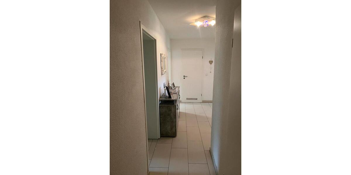 Etagenwohnung Leonberg - 4 Zimmer, 83 m&sup2;, 285.000&euro; | Angebot:26973317