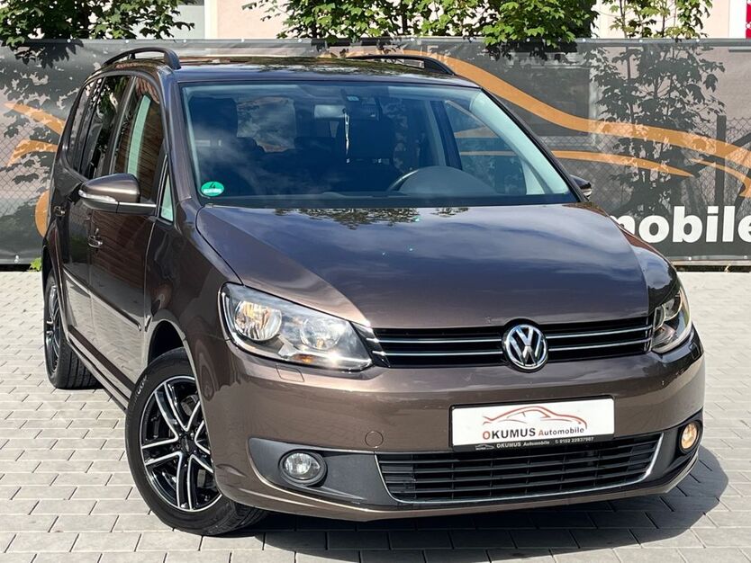 VW Touran 147.000 km 9.999 € Rohrdorf 72229