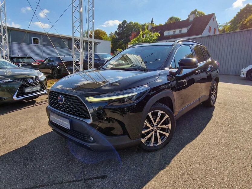 Toyota Corolla Cross 48.887 km 33.990 € Nürtingen 72622