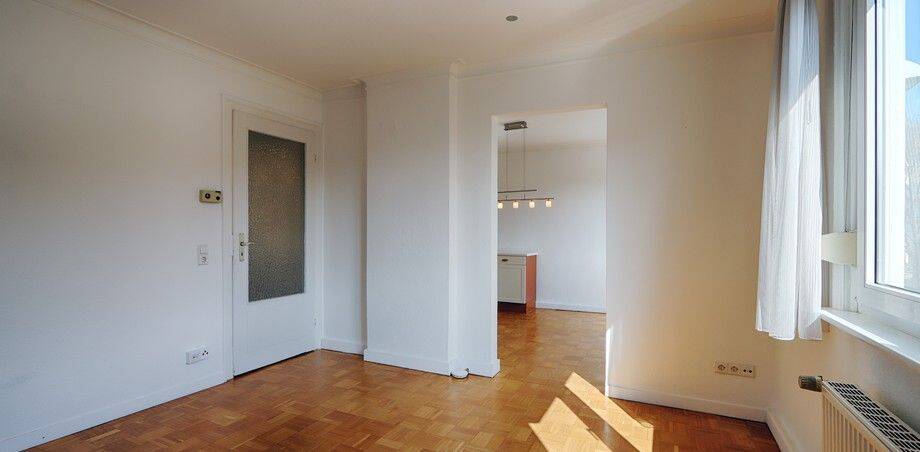 Etagenwohnung Reutlingen Südstadt - 5 Zimmer, 97 m&sup2;, 280.000&euro; | Angebot:26105817