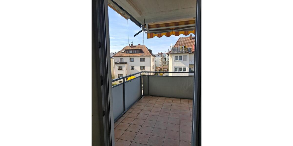Etagenwohnung Fellbach - 3 Zimmer, 61 m&sup2;, 225.000&euro; | Angebot:26326884