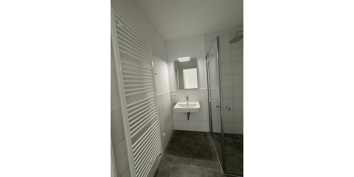 Einfamilienhaus Nürtingen - 4 Zimmer, 123 m&sup2;, 1.835&euro; | Angebot:25783078